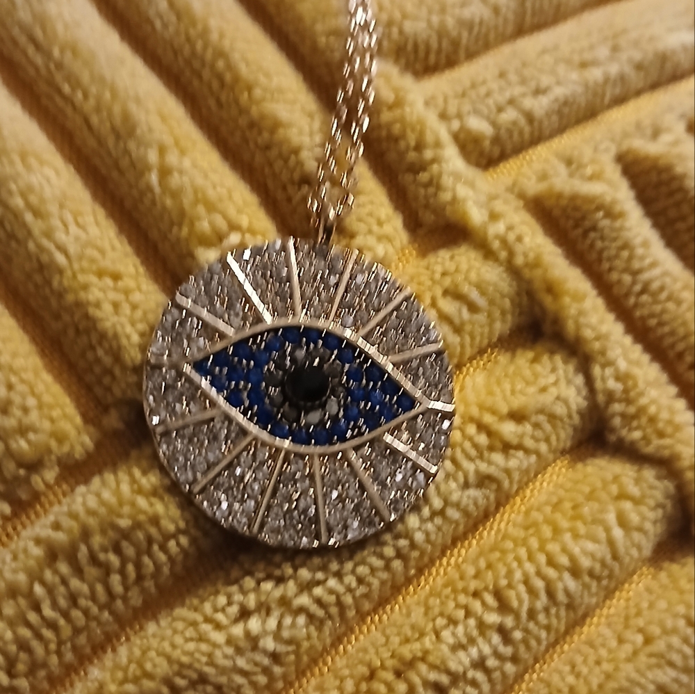 NWOT Evil Eye necklace Embellished With Crystals